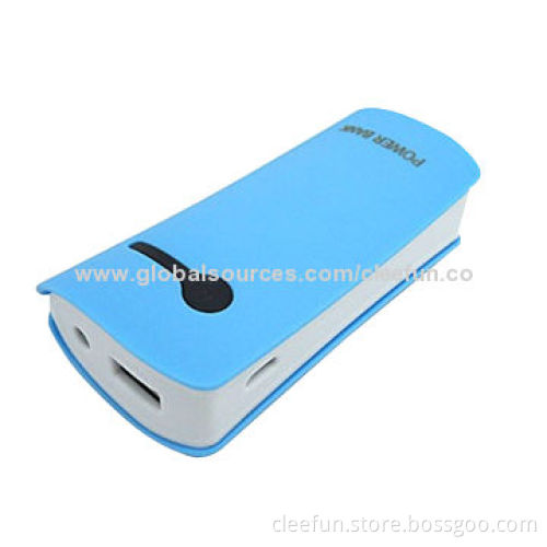 Mini 5V DC power bank with LED charge indicator, 18650 Li-ion battery cell